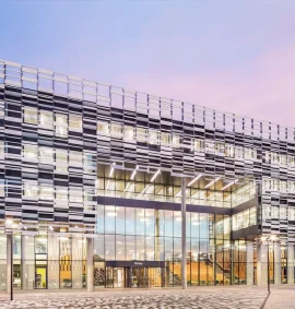 MANCHESTER METROPOLITAN UNIVERSITY