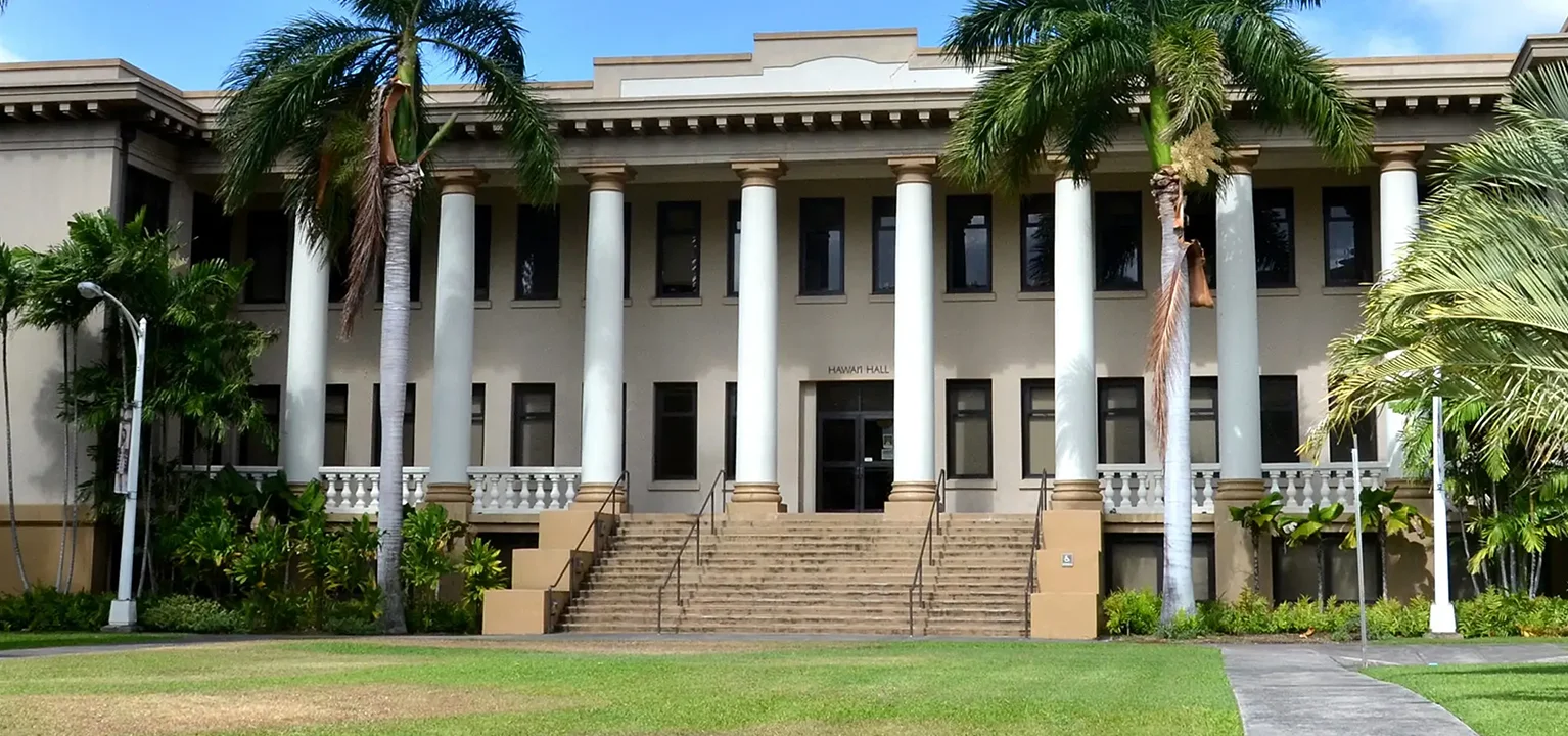 UNIVERSITY OF HAWAII MANOA